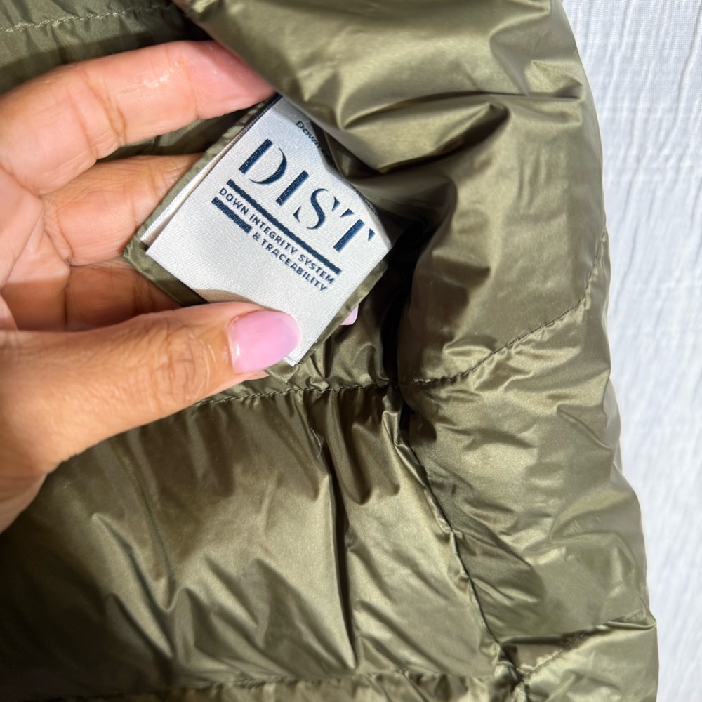 Olive Green Down-Filled Long Puffer Vest Size 2 |‎ Asymmetrical Zip Quilted Vest - Picture 10 of 15
